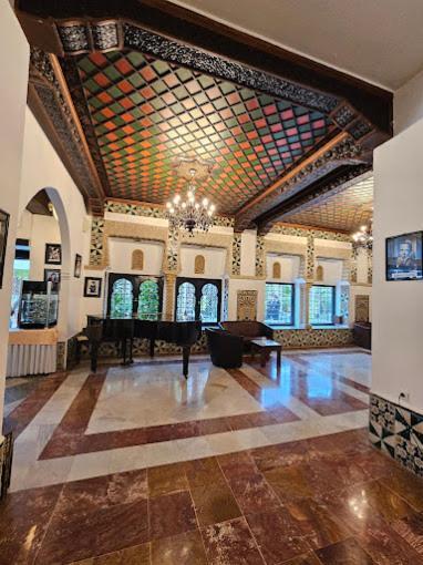 Hotel El Djazair El Mouradia Buitenkant foto
