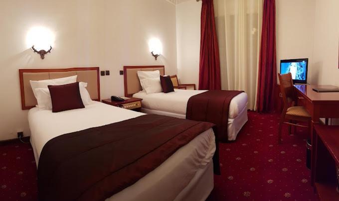 Hotel El Djazair El Mouradia Buitenkant foto