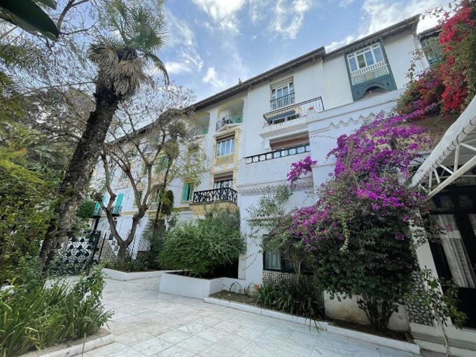 Hotel El Djazair El Mouradia Buitenkant foto