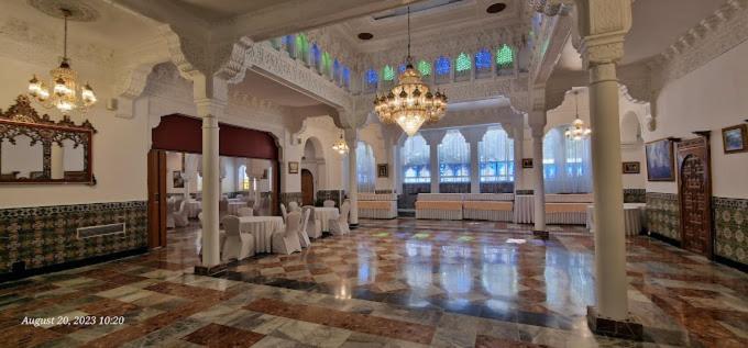 Hotel El Djazair El Mouradia Buitenkant foto